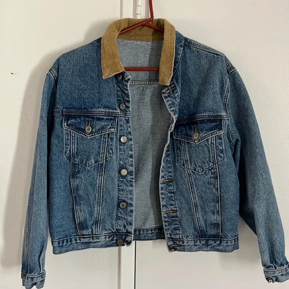 Denim jacket - Picture 1 of 4
